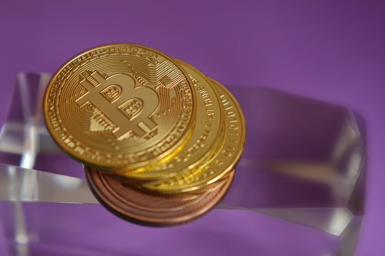 普京宣布俄乌战争复活节停火30小时！比特币涨破8.5万美元